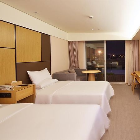 Ji Hotel Shanghai Lujiazui Экстерьер фото
