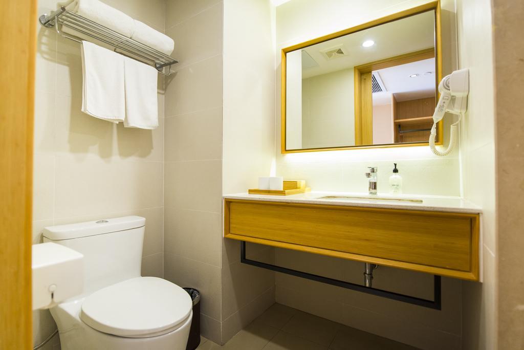 Ji Hotel Shanghai Lujiazui Экстерьер фото