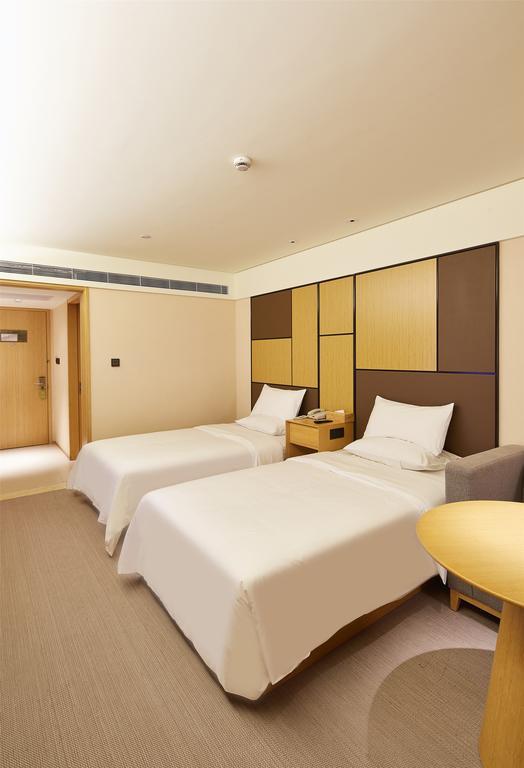 Ji Hotel Shanghai Lujiazui Экстерьер фото